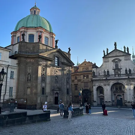 Downtown Vandrerhjem *