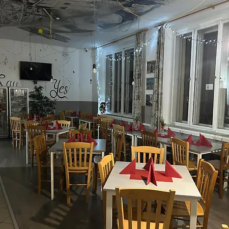 Downtown Hostel *