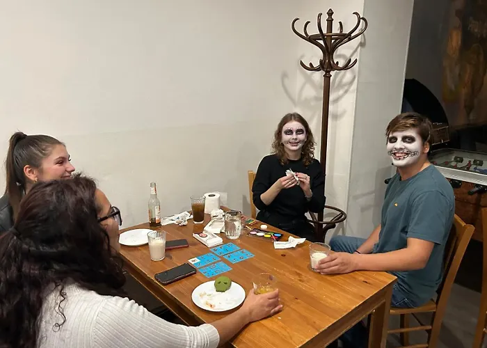 Downtown אכסניה