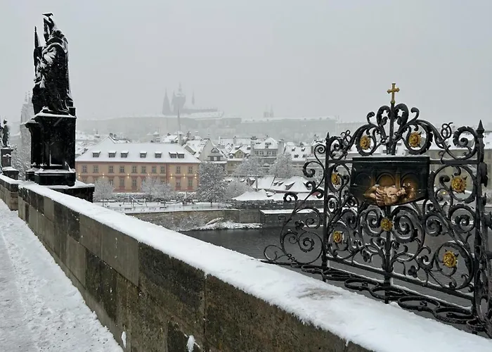 אכסניה Downtown *